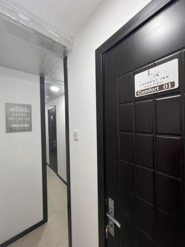 LuxNest INN Internet City Private Bed space Men Only - Tap to explore photos
