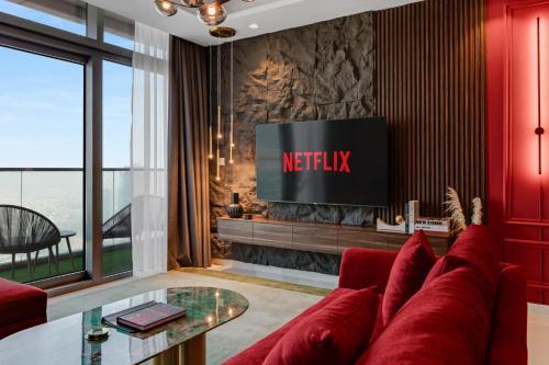 5 Star Apartment with Burj View Infinity Pool and Gym Spa - Tap to explore photos
