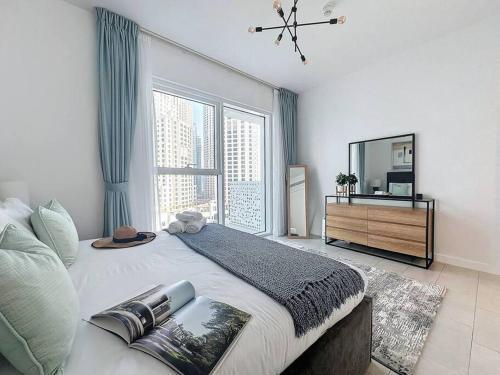 La Vie JBR Gorgeous One Bedroom Beach Access Panoramic Pool