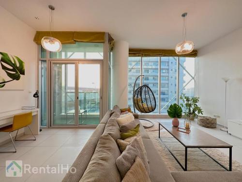Lxry Full Marina View & RoofTop Pool 40% OFF - Tap to explore photos
