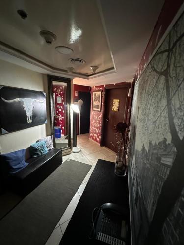 Backpackers Zone - Tap to explore photos