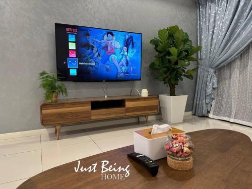 Just Being Home 5pax 1BR/1BA 1Queen/1Single/1Sofa - Tap to explore photos