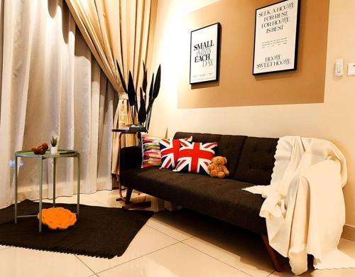 TRION KL Cozy 2R1B TVnGame Box - Tap to explore photos