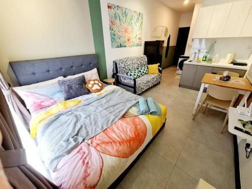 Neu Suites Near Gleneagles 10 minutes to KLCC