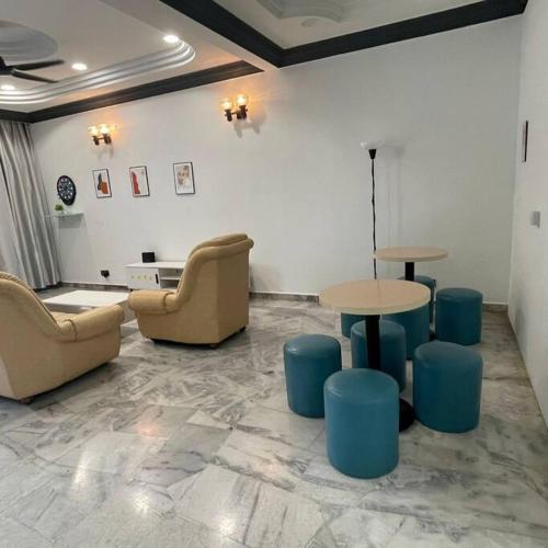 CozyThemed 11 pax BatuCaves Publika MITEC PWTC - Tap to explore photos