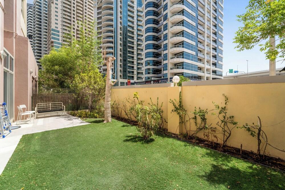 Stunning 3BR + maid's room with Pool & Gym