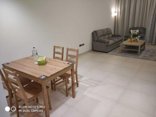 OYO HOME 1382 Spacious 1 BHK With Balcony - Tap to explore photos