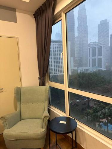 Crest by Luxzell KLCC(3 bedroom - Tap to explore photos