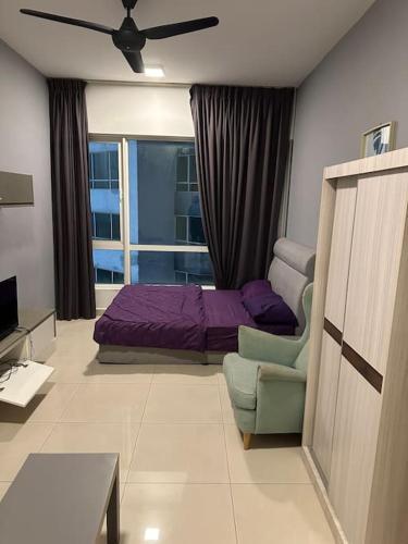 Crest by Luxzell KLCC(3 bedroom - Tap to explore photos