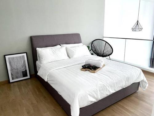 Modern EkoCheras Loft KLCC View near MRT FreeWifi