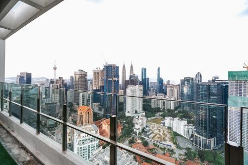 Urban Comfort 2BR Agile Bukit Bintang By RumaBnB