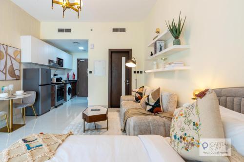 Capital Stay - Cozy Studio in Liwan Dubai - Tap to explore photos