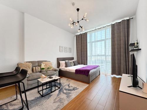 Studio Apt w Modern Amenities in Prime Location - Tap to explore photos