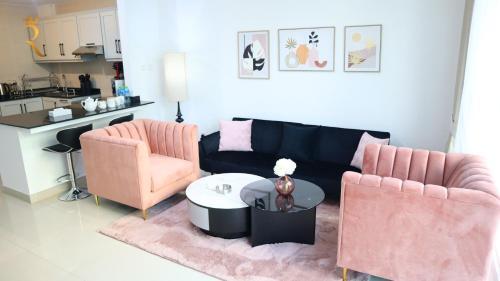 Breathtaking High Rise Escape 1BR at Al Reem - Tap to explore photos