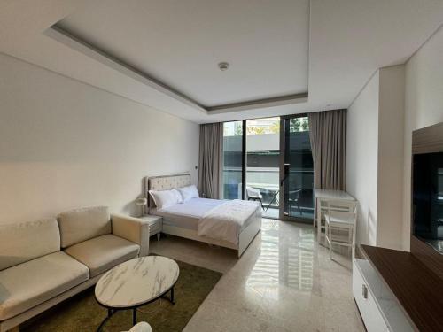 HZE5 Executive Studio 5min walk DubaiMall - Tap to explore photos