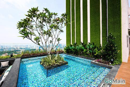 Infinity SkyPool - KL Suite KL Sentral Brickfield by GoMain - Tap to explore photos