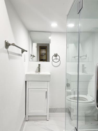 Tidy Private Rooms with Full Kitchen - Tap to explore photos