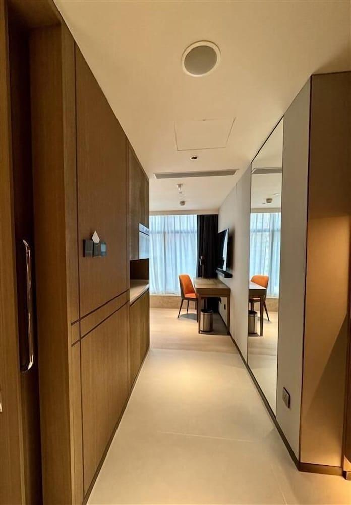 Ascott North Point Hong Kong - Tap to explore photos