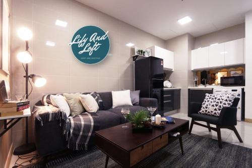 Lily and Loft - KL Gateway Bangsar LRT, WIFI, Netflix - Tap to explore photos
