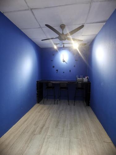 Blue house KL Homestay - Tap to explore photos