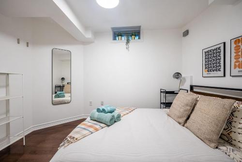 Basement Suite with Private Patio in Davenport - Tap to explore photos