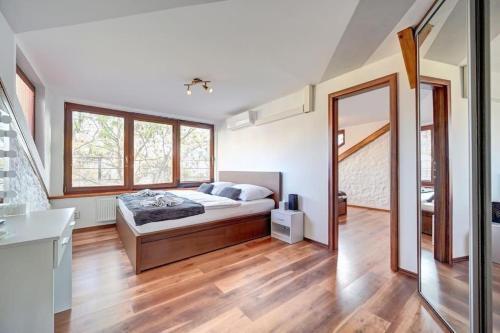 Đã Về - Đã Tới