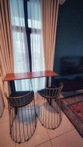 King Studio Suite Legasi Kampung Bharu view KLCC - Tap to explore photos