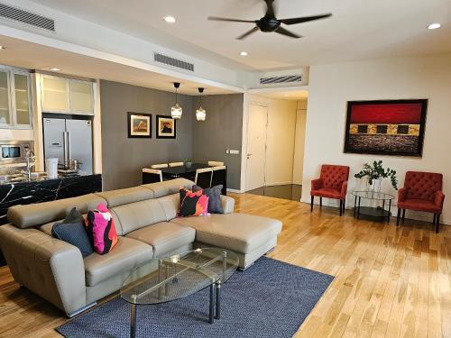 Luxurious Apartment St Mary Residences Resort Style - Tap to explore photos