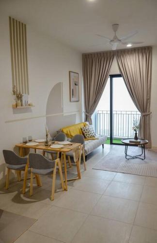 The Gallery @ Pano Jln Ipoh -MRT. S/Check-In. Free Parking - Tap to explore photos