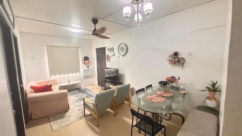 Iris Homestay @ Taman Melati - Tap to explore photos