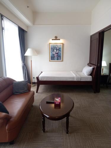 Standard Times Square Suite Kuala Lumpur - Tap to explore photos