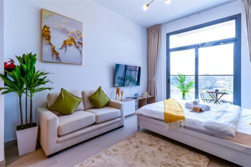 Sky View, Furnished, FreeParking - Tap to explore photos