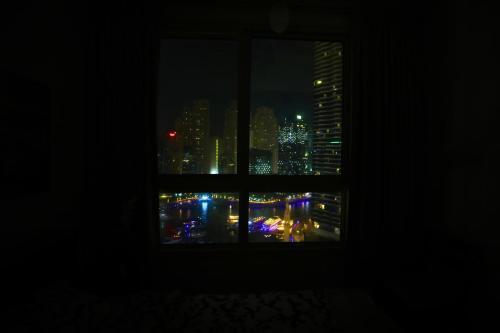 Superb 1Bed Marina View pool JBR Beach Parking - Tap to explore photos