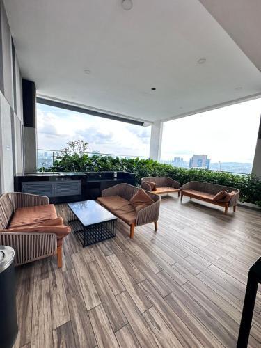 THE LUXE INFINITUM RESIDENCE at KL CITY - Tap to explore photos