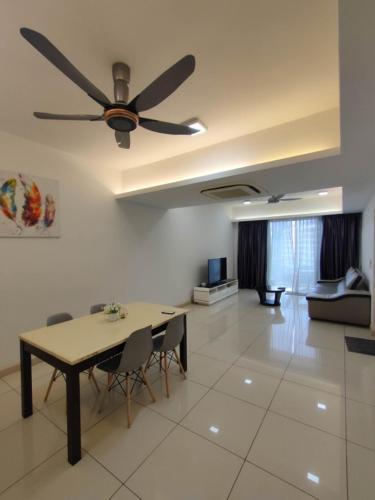 Mohamed Suits 3 bedroom - Tap to explore photos