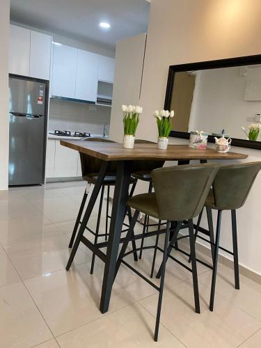 Skyhomes KLCC New - Tap to explore photos