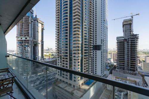 Spacious -Modern -Great Facilities and Location - Tap to explore photos