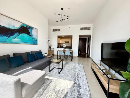 Sparkle Tower Panoramic Marina View 1BR - Tap to explore photos