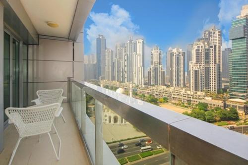 8 Boulevard Walk 1BHK Downtown Dubai - Tap to explore photos