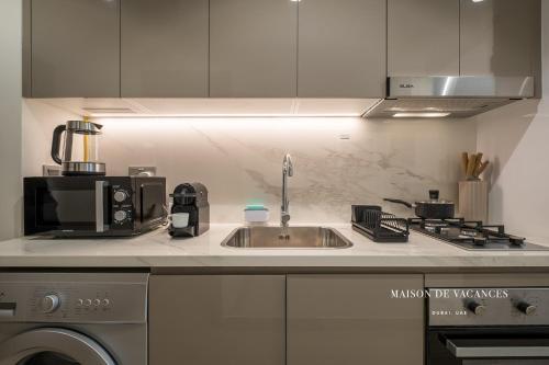 Spacious Boho Studio Pool View - Tap to explore photos