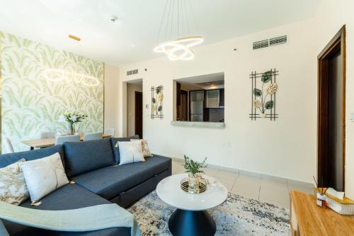 Chic 1BR Marina View Retreat - Tap to explore photos