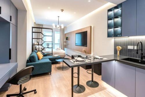 Stylish and Sleek - Studio - JLT - Tap to explore photos