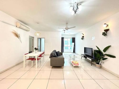 VR3 Sunway Velocity Spacious Apt中文房東 - Tap to explore photos