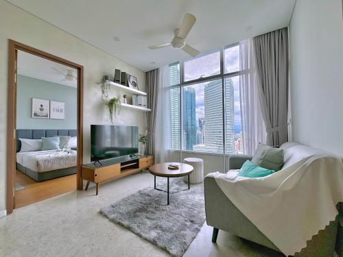 Sky Suites Wonder 2BR Suite KLCC View - Tap to explore photos
