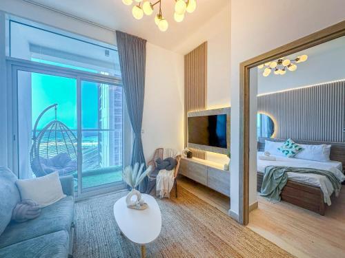 Super Luxury Flat Desing with Sea, Marina and Pool View - Tap to explore photos