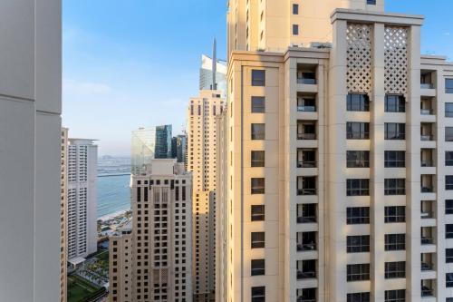 2 Bedroom Apartment at Bahar 1 by The S Holiday Homes - Tap to explore photos