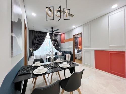 Sky Suites Central 2BR Suite KLCC View - Tap to explore photos