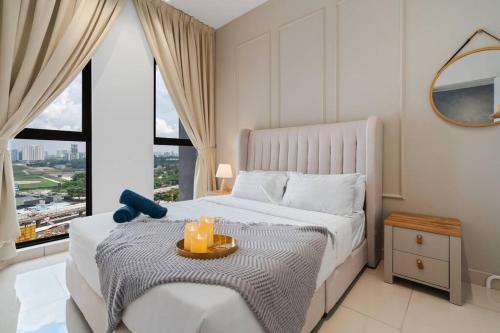 Trion KL Modern Netflix 2Bedroom 6pax - Tap to explore photos