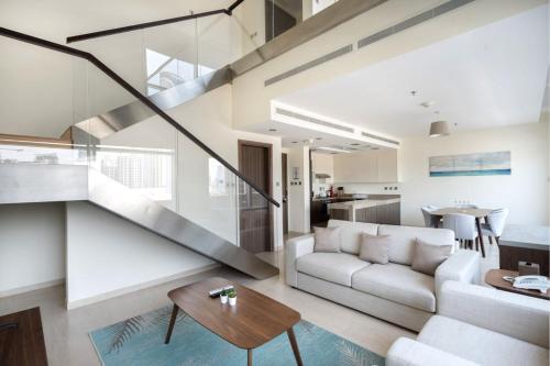 Modern Duplex Loft Apartment, 1 Bedroom, Bay Square - Tap to explore photos
