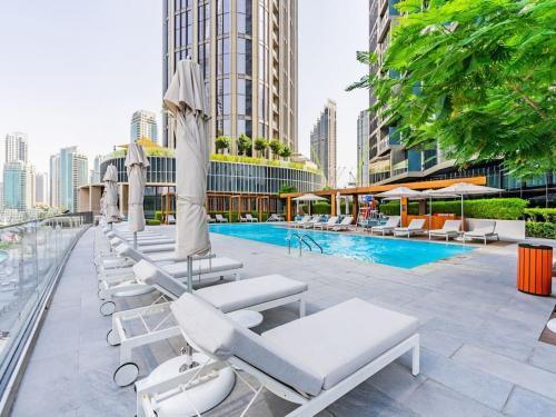 Luxury 3BR Apartment at Address Opera - Tap to explore photos